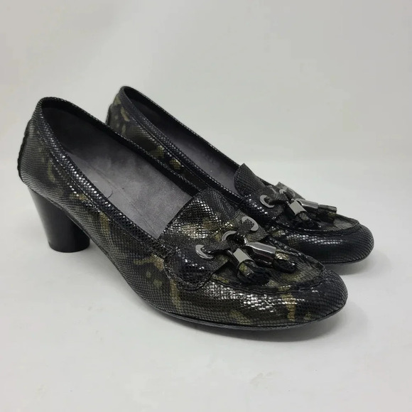 Stuart Weitzman Shoes - Stuart Weitzman Camouflage Print Loafer Heels 7.5